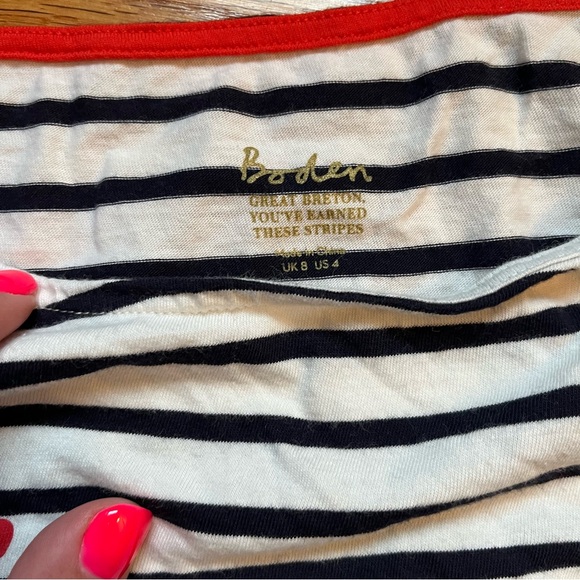 Boden reindeer striped shirt size 4 - Picture 2 of 4